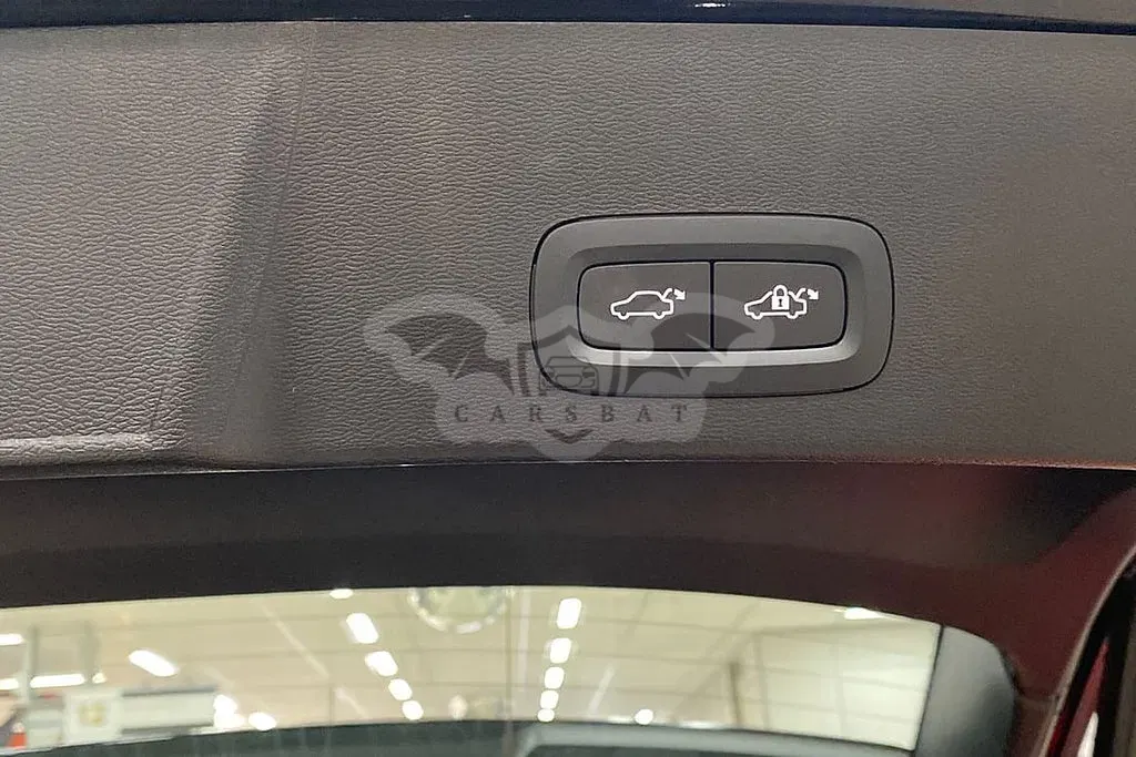 Volvo XC40 2023