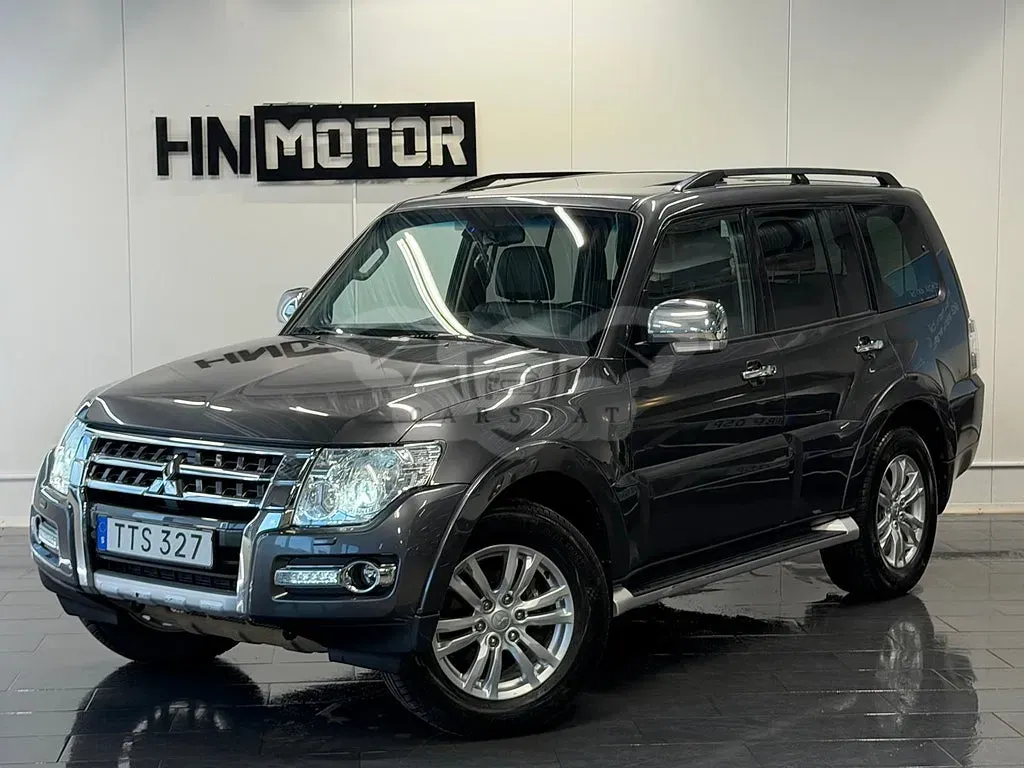 Mitsubishi Pajero 2017
