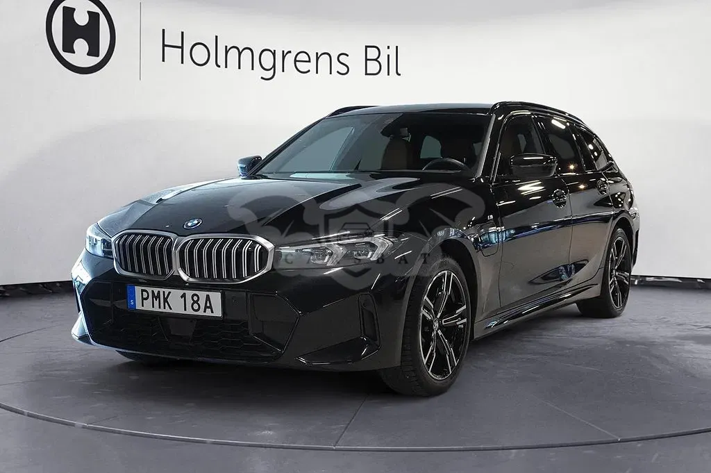 BMW 3 Series 330e 2025