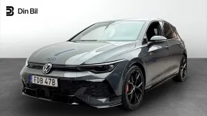Volkswagen Golf 2025