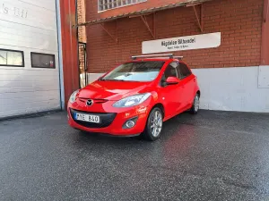 Mazda 2 2012