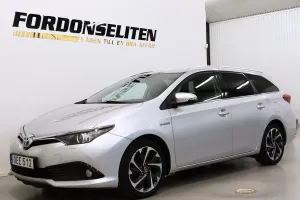 Toyota Auris 2016