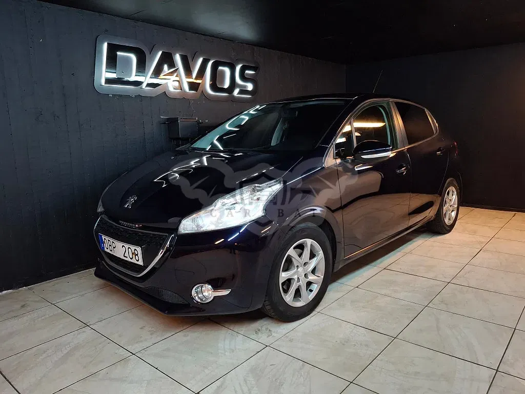 Peugeot 208 2013