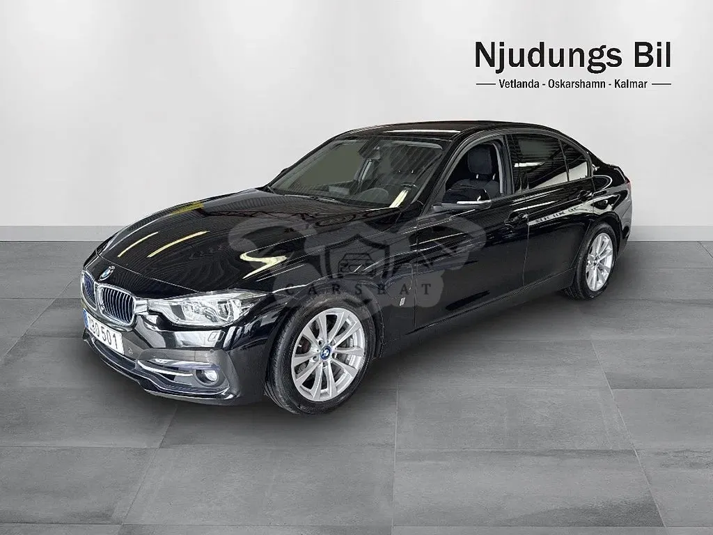 BMW 3 Series 330e 2018
