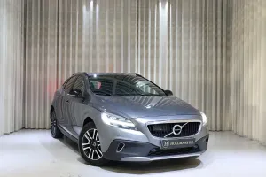 Volvo V40 2018