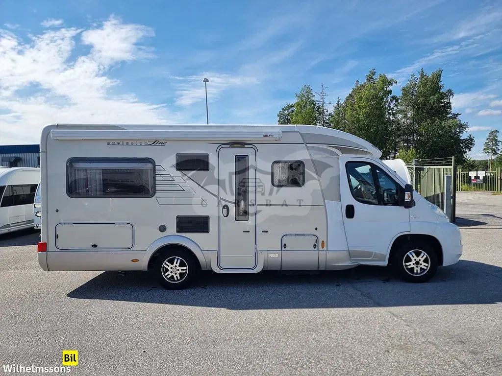 Hymer t 654 cl exclusive line farthållare dubbelsäng 2011