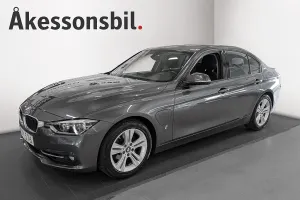 BMW 3 Series 330e 2018