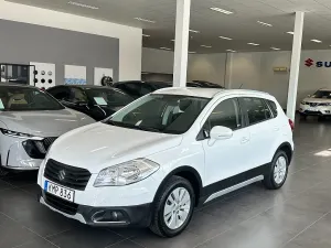 Suzuki S-Cross 2014