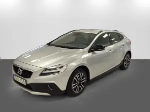 Volvo V40 2018