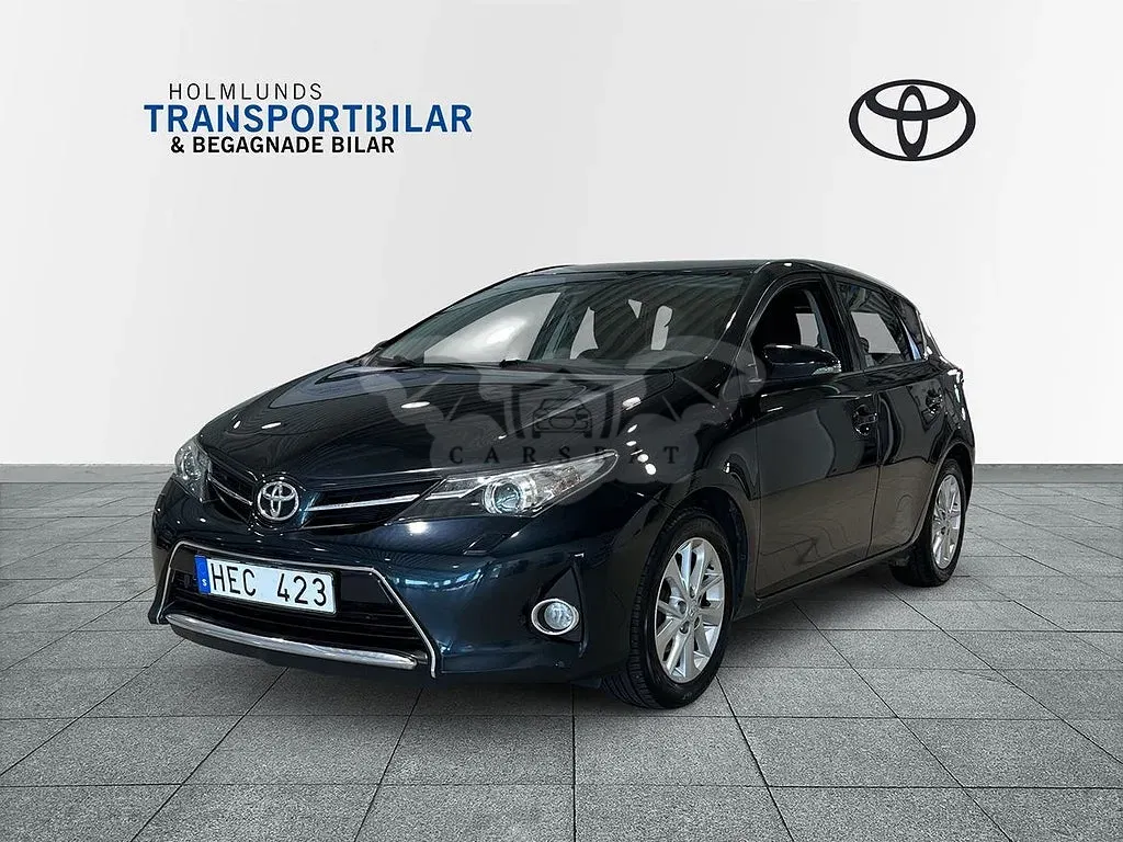 Toyota Auris 2013