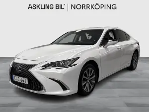 Lexus ES 2020