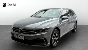 Volkswagen Passat 2023