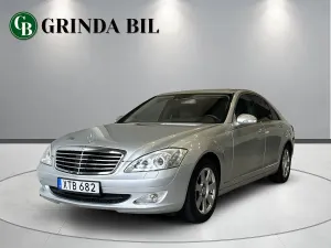 Mercedes-Benz S 2006