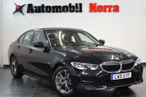 BMW 3 Series 330e 2022