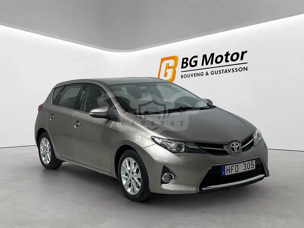 Toyota Auris 2013