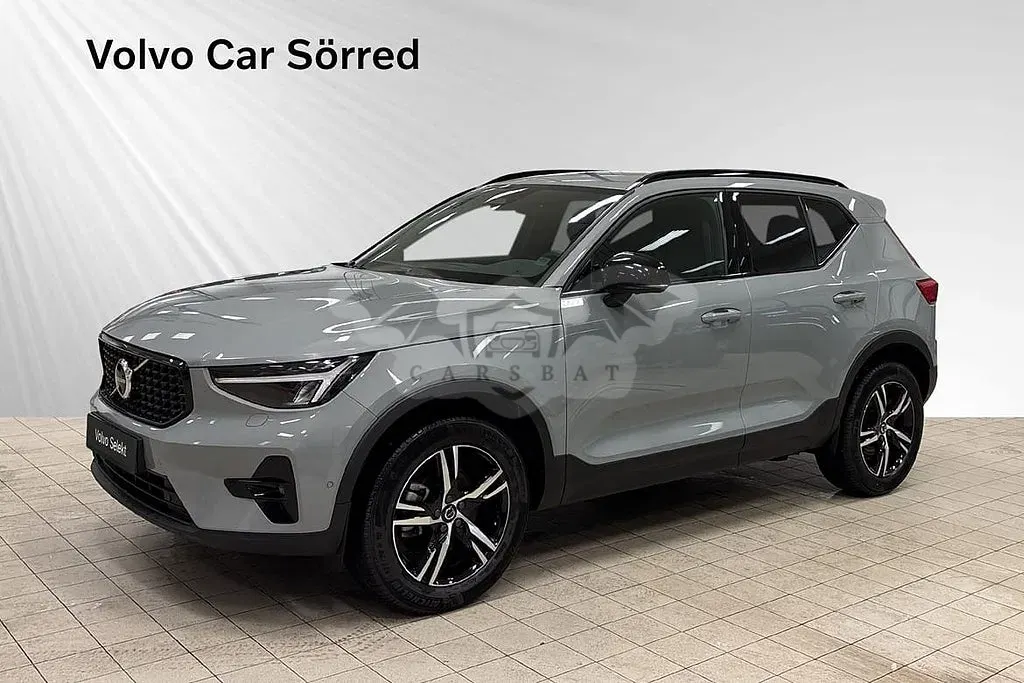 Volvo XC40 2026