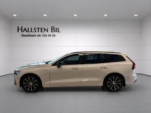Volvo V60 2024