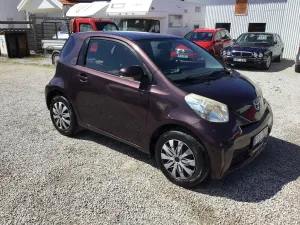 Toyota iQ 2009