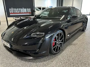 Porsche Taycan 2023