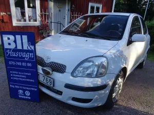 Toyota Yaris 2004