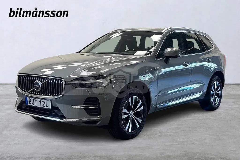 Volvo XC60 2025