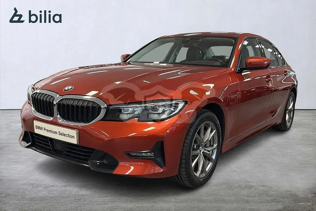 BMW 3 Series 330e 2020