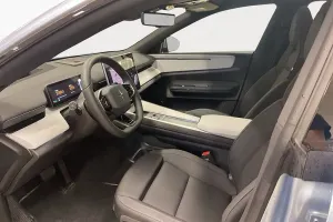 Polestar 4 2025