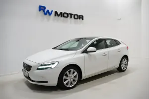 Volvo V40 2018