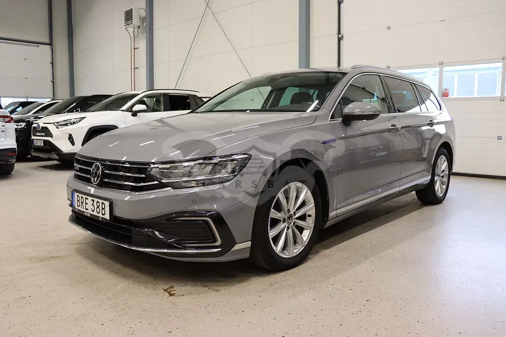 Volkswagen Passat 2023