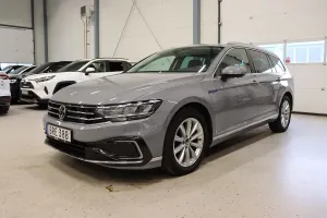 Volkswagen Passat 2023