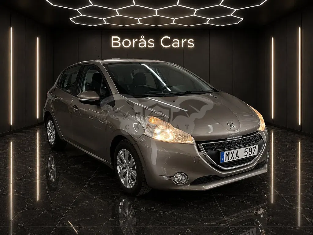 Peugeot 208 2012