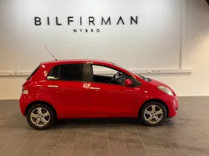 Toyota Yaris 2011