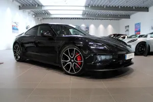Porsche Taycan 2025