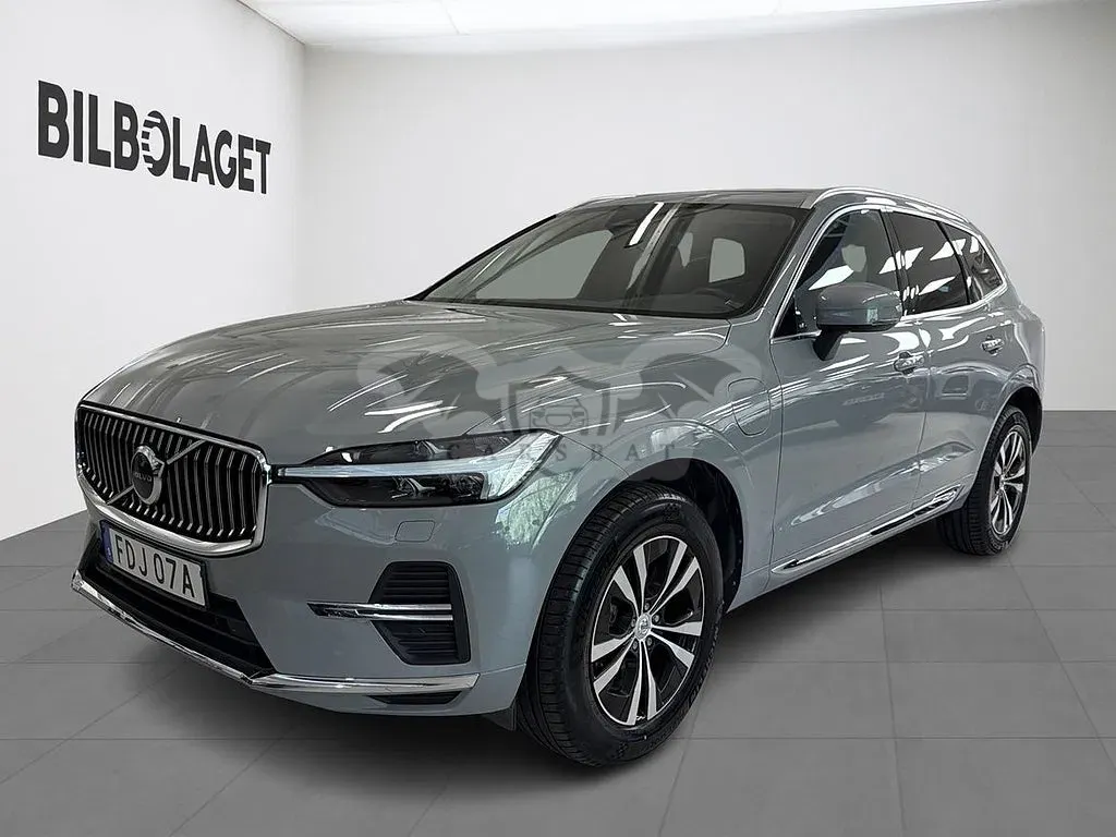 Volvo XC60 2025