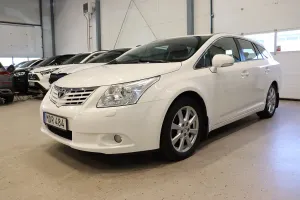 Toyota Avensis 2011