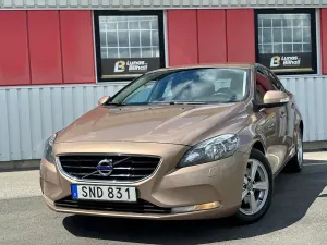 Volvo V40 2016