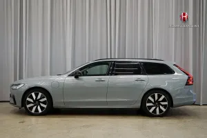 Volvo V90 2024