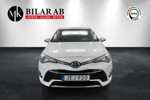 Toyota Avensis 2015