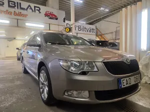 Skoda Superb 2012