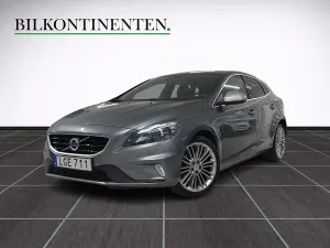 Volvo V40 2015