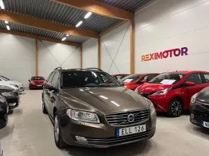 Volvo V70 2015