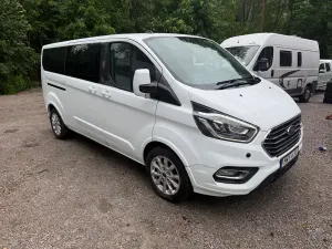 Ford Tourneo Custom 2021