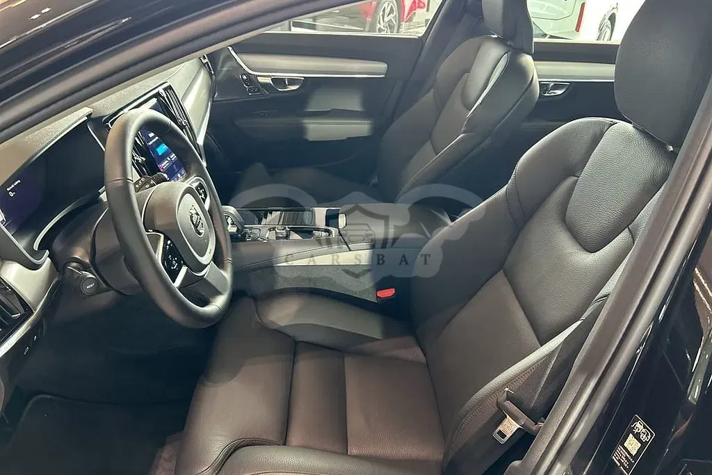 Volvo V90 2026