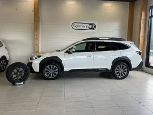 Subaru Outback 2024