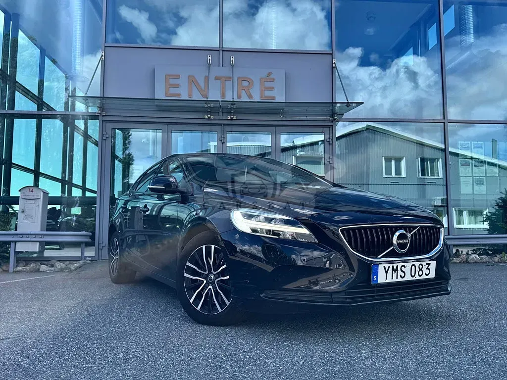 Volvo V40 2018