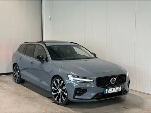Volvo V60 2023