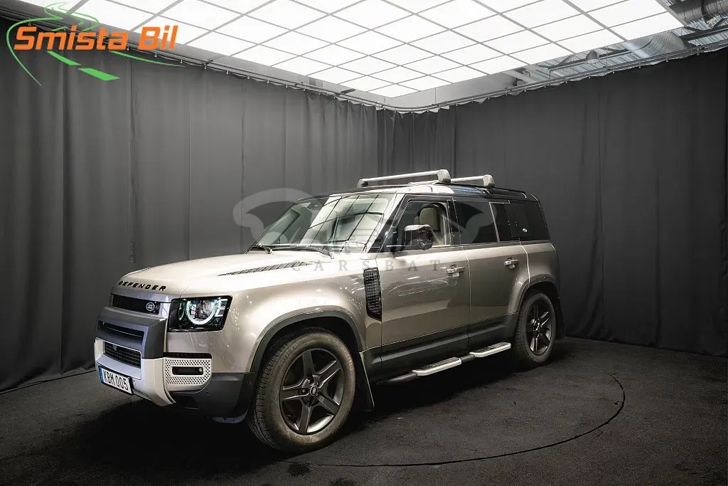 Land Rover Defender 2023