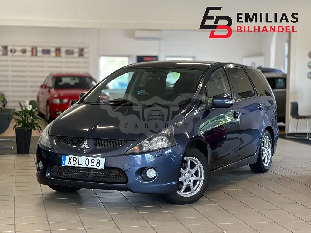 Mitsubishi Grandis 2006