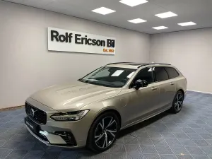 Volvo V90 2023