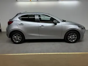 Mazda 2 2022